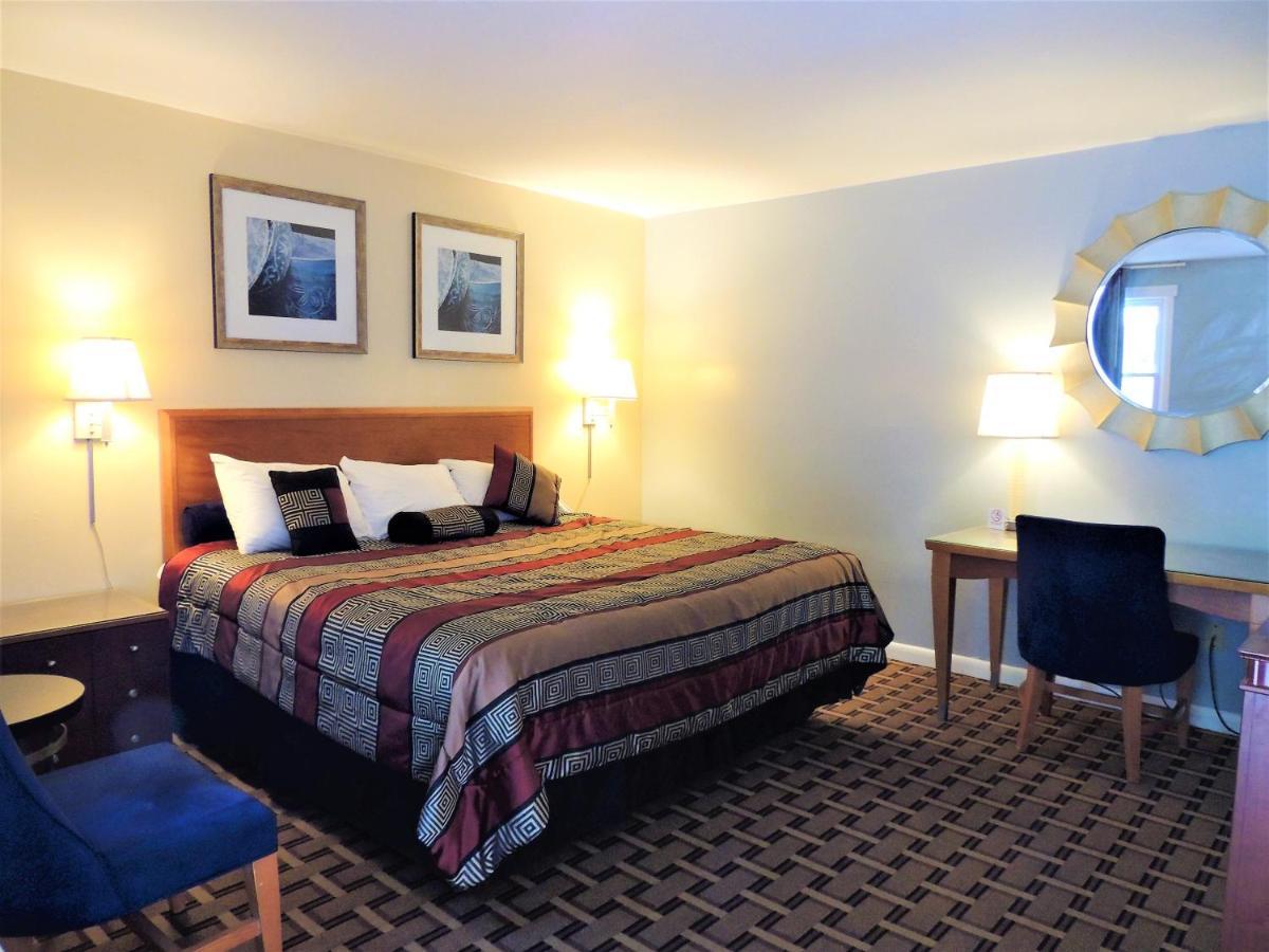 Windsor Motel Гротон Экстерьер фото